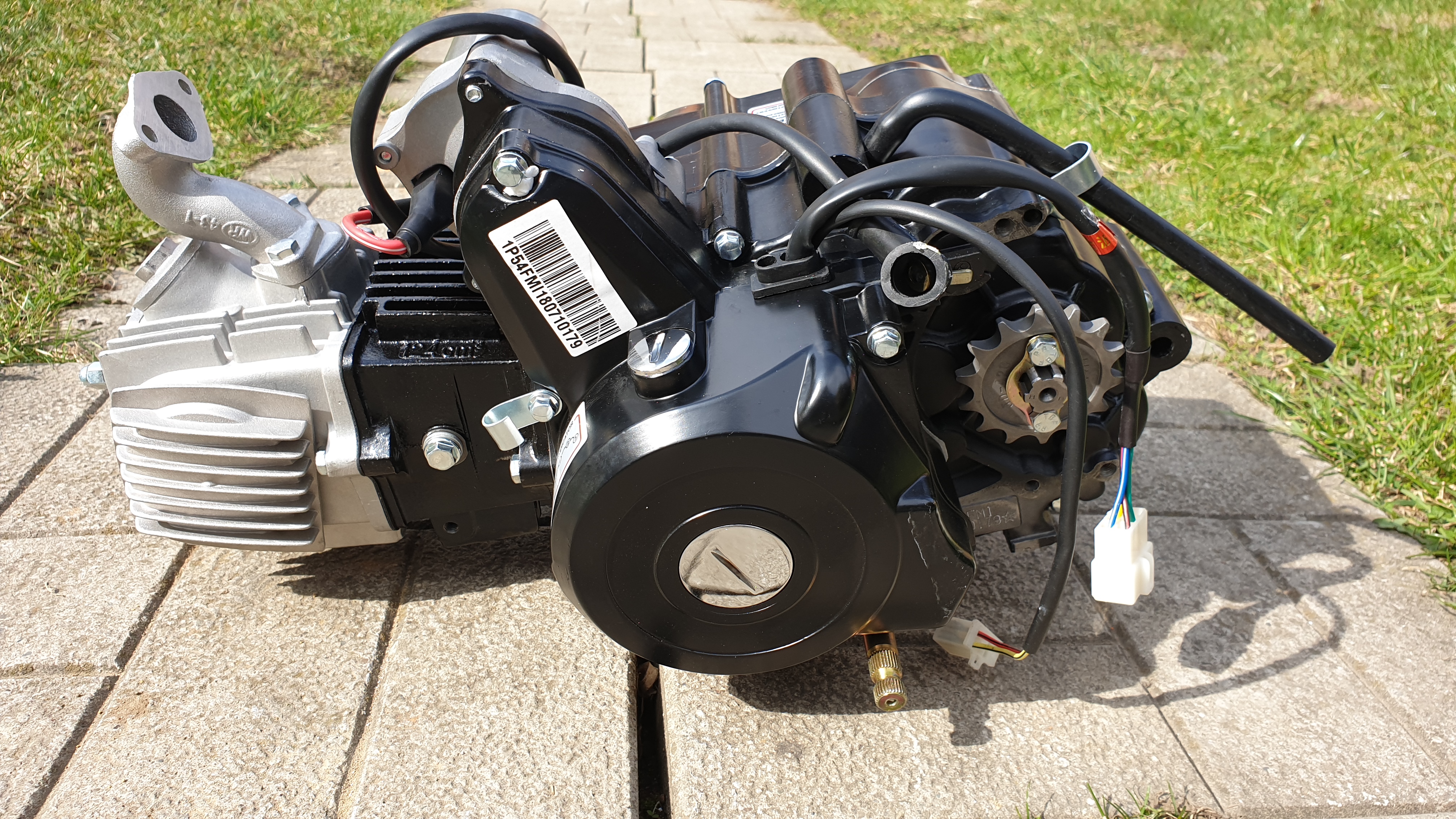 Motor ATV poloautomat 125 ccm 4 rýchlosti a neutrál