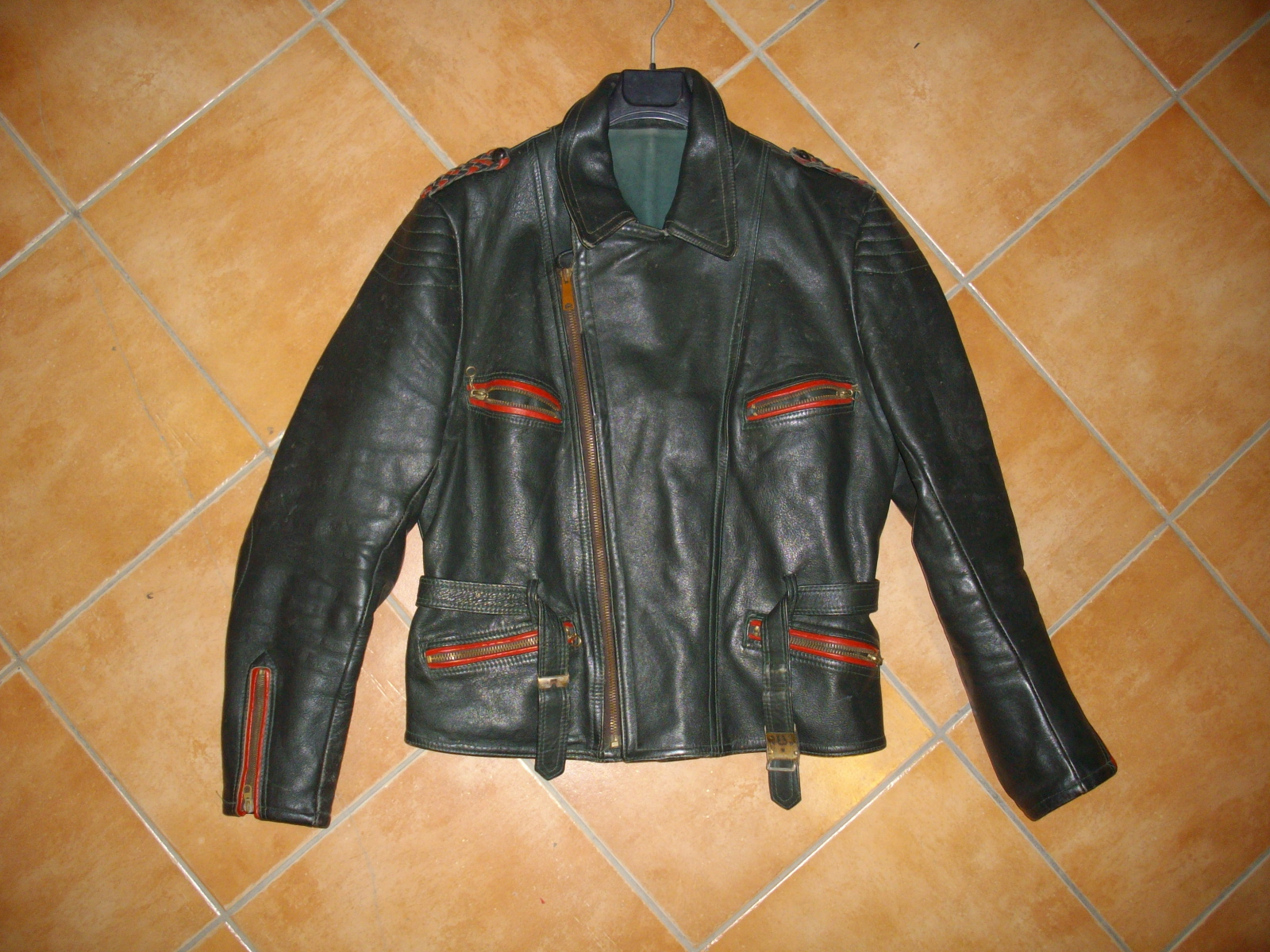 Moto kožená bunda ECHTES LEDER veľ. 54 č. 820