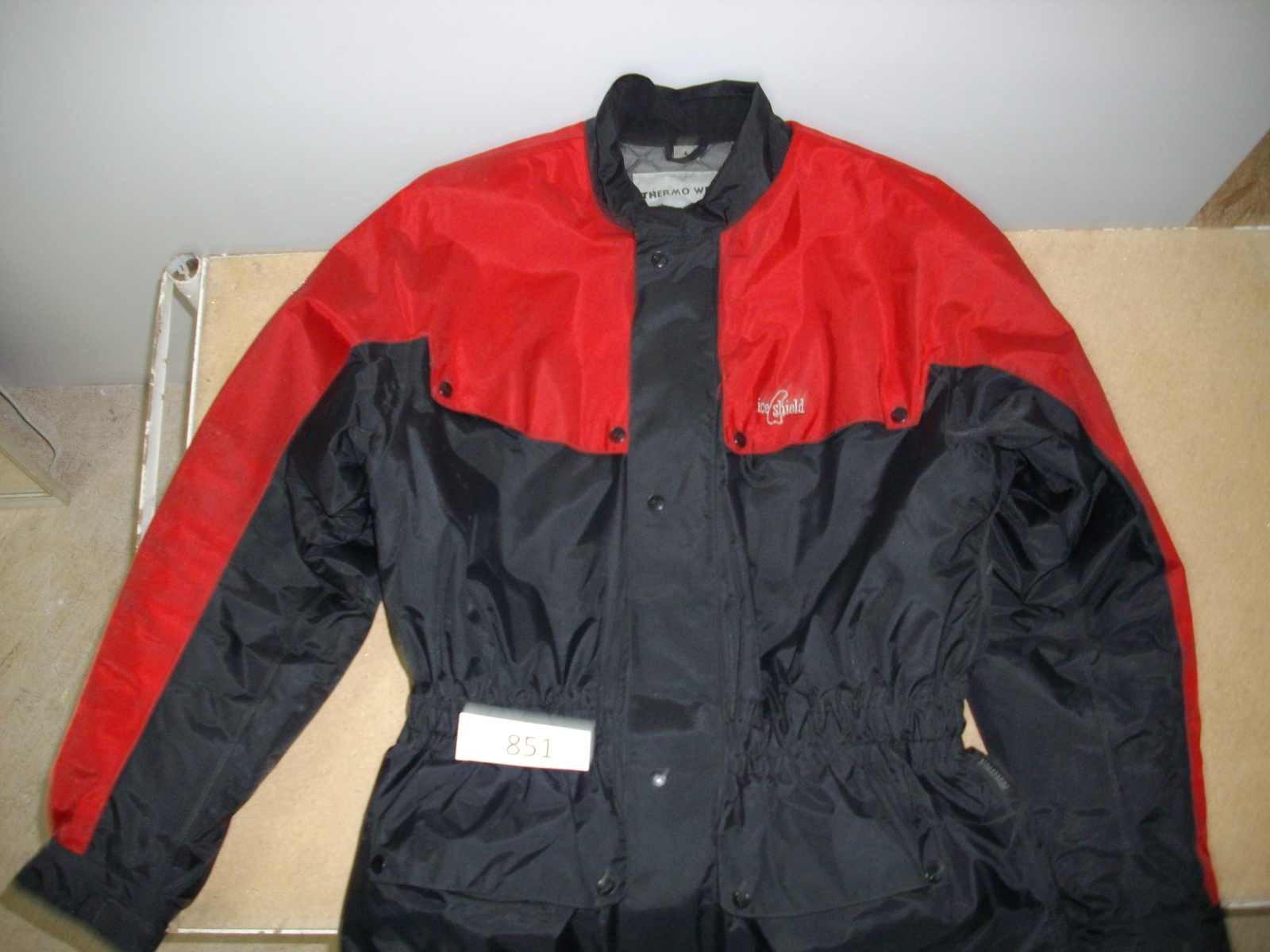 ICESHIELD veľ. L č. 851
