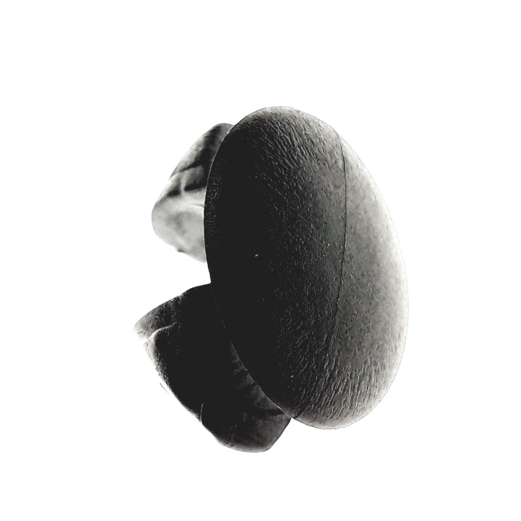 PLASTIC PLUG