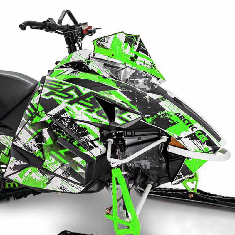 KIT, DECAL-HOOD, SCARRED-GRN ´15 (RH & LH)